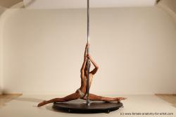 Pole Dance reference poses of Mercedes